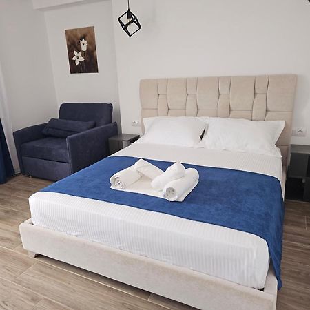 Ardit Seaside Rooms Sarandë Exteriör bild