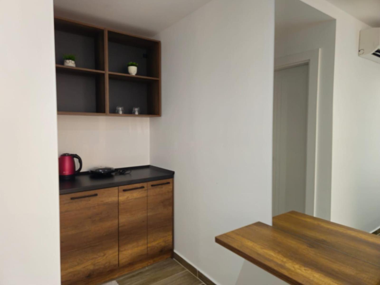 Ardit Seaside Rooms Sarandë Exteriör bild