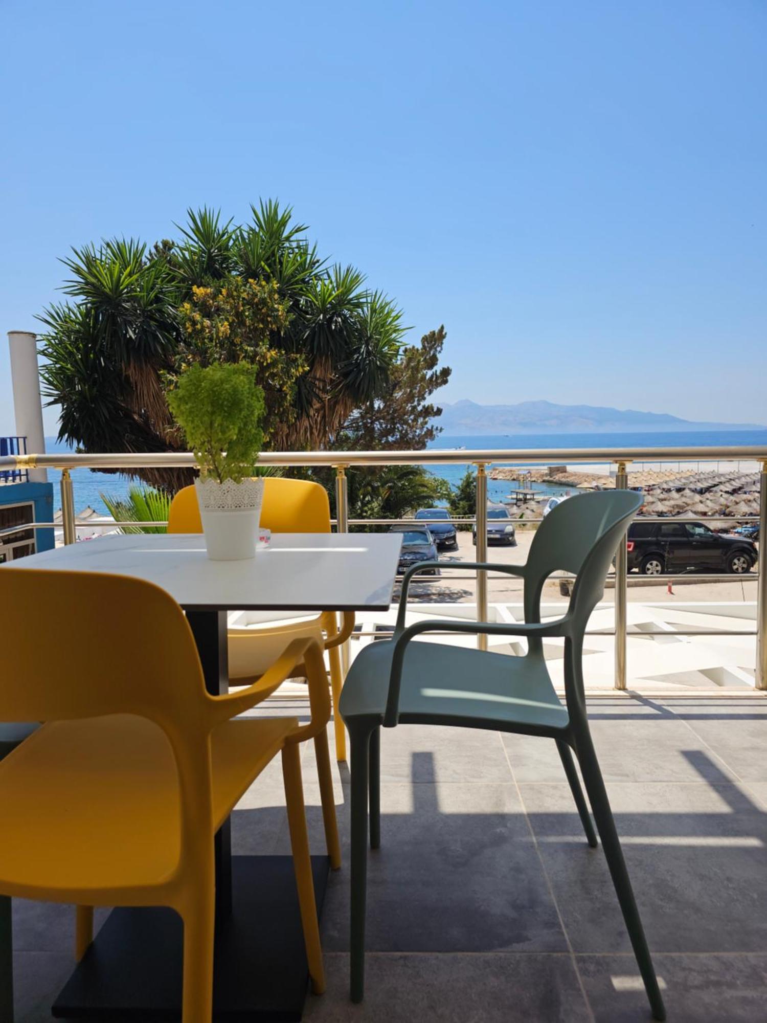 Ardit Seaside Rooms Sarandë Exteriör bild