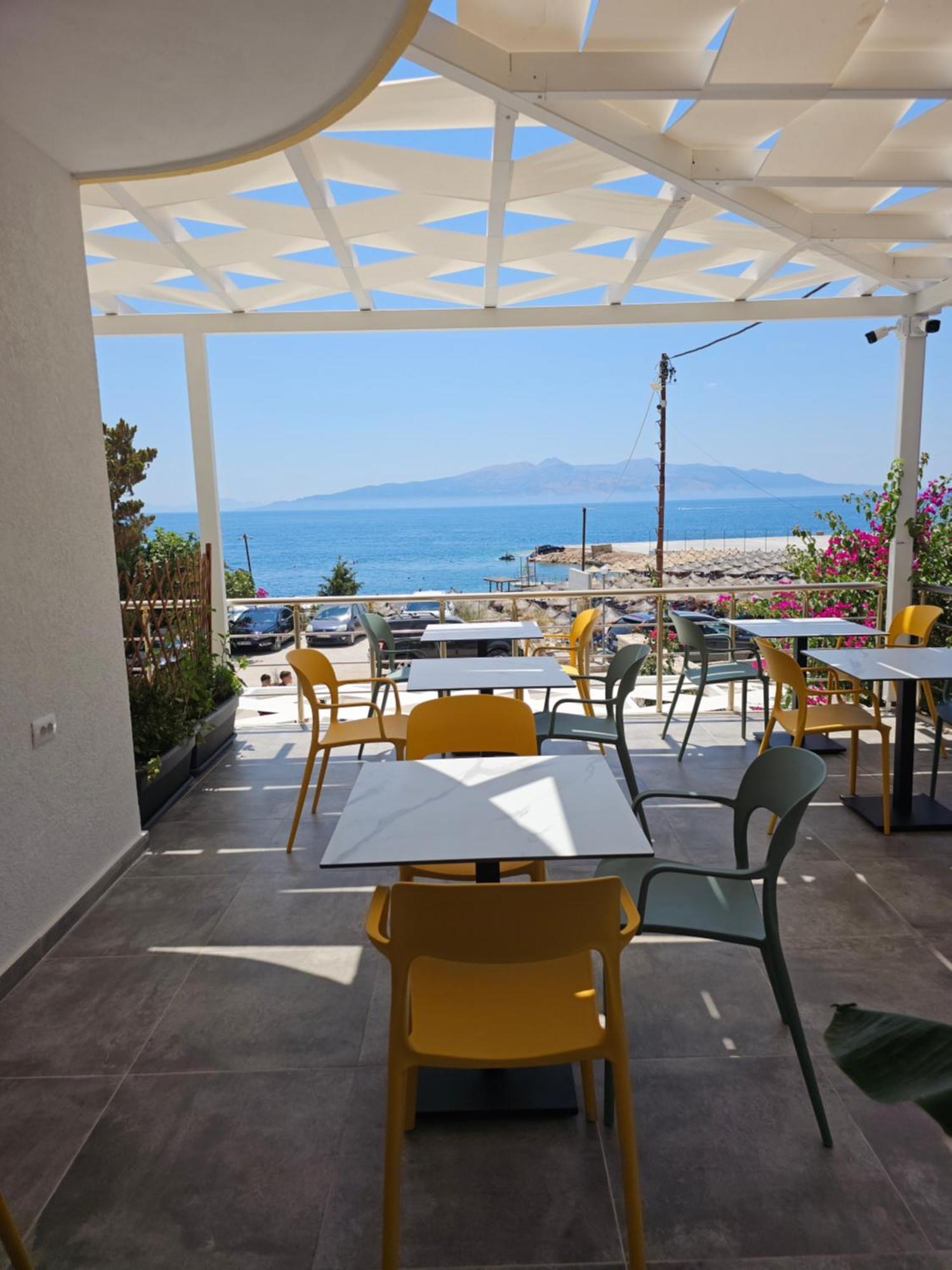 Ardit Seaside Rooms Sarandë Exteriör bild